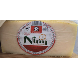 Cuña de Queso Cabra Num Halal Semicurado Natural Octavo Cuña de Queso Cabra Num Halal Semicurado Natural Octavo